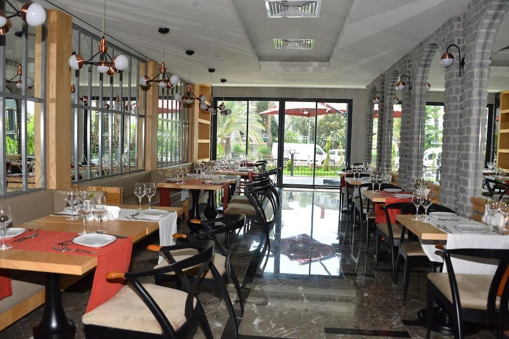 Imperial Turkiz 2*